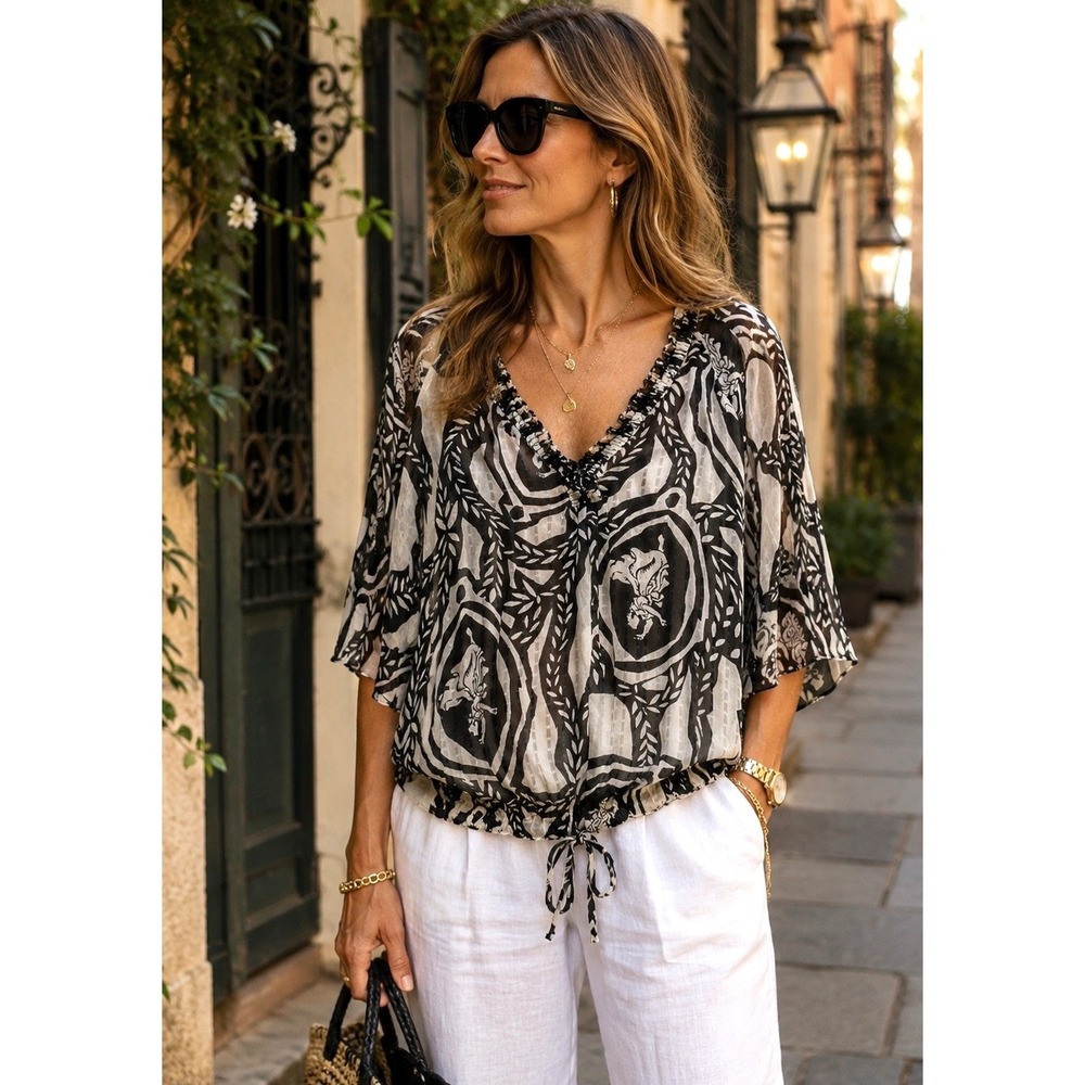 Diane Von Furstenberg Silk Top XS Black Ivory Vintage Designer Quiet Luxury Boho